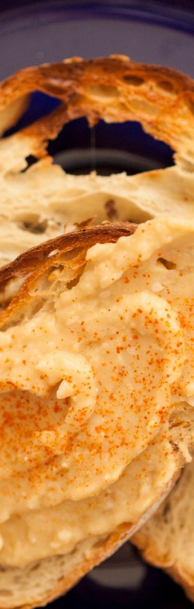 Toasted Bread with Butter and Spices