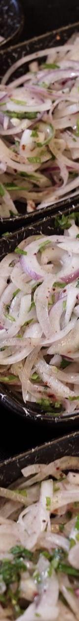 Turkish Onion Salad
