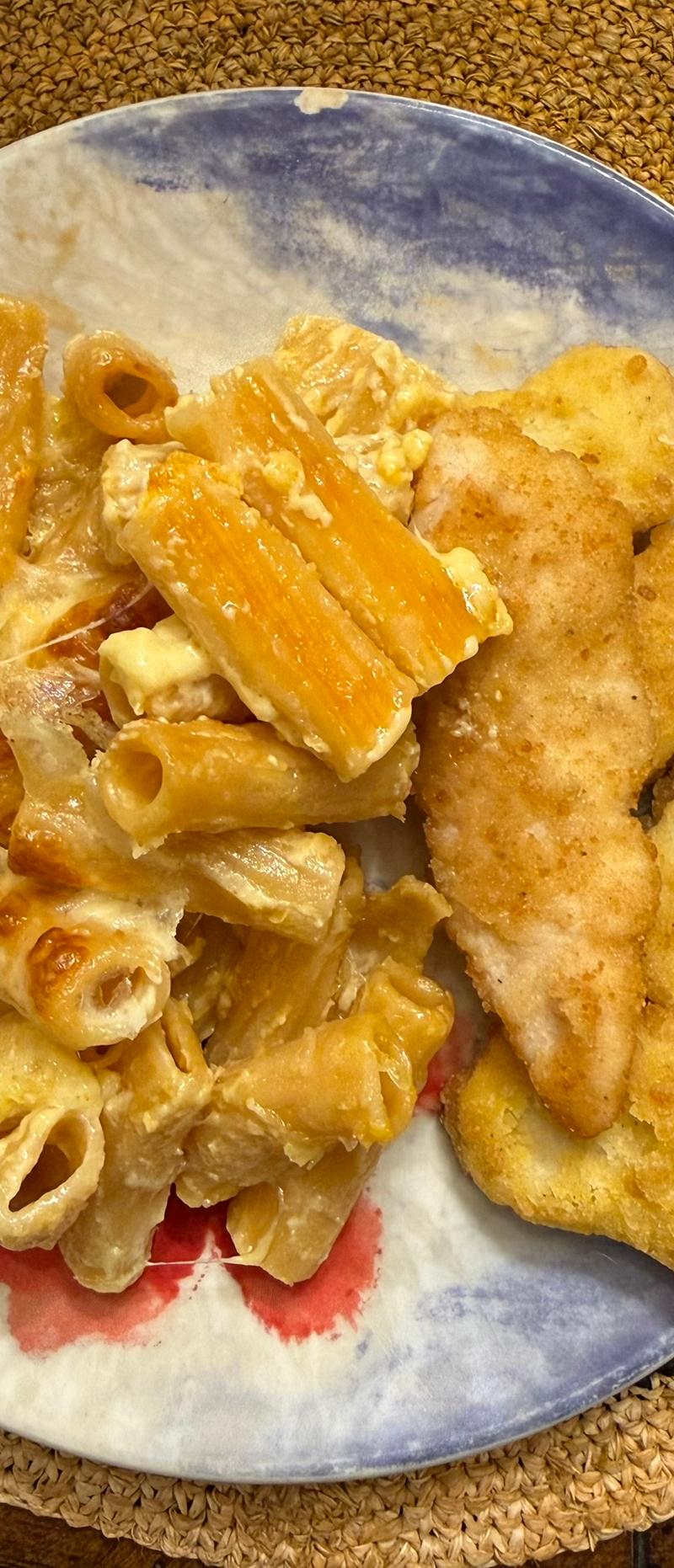 Creamy Baked Rigatoni Mac and Cheese with Crispy Breaded Chicken