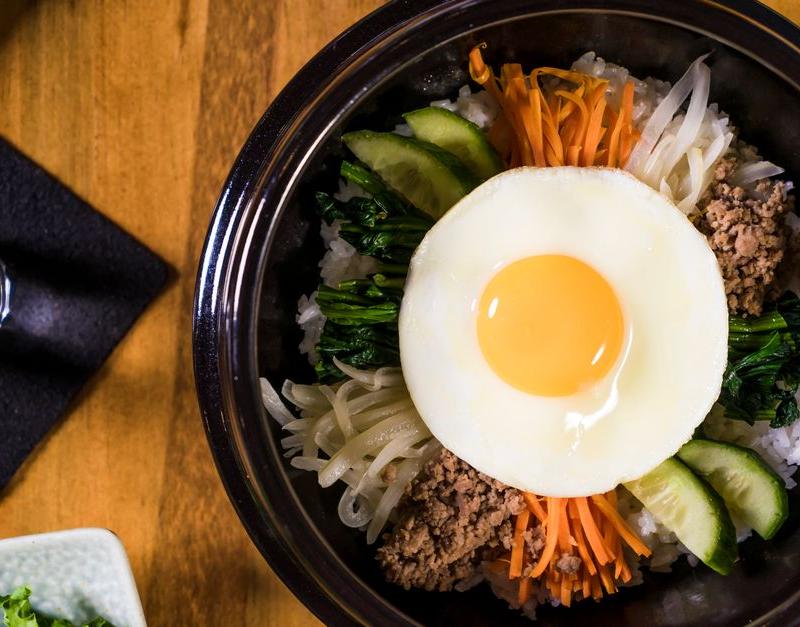 10-Min Bibimbap Bowl with Crispy Egg