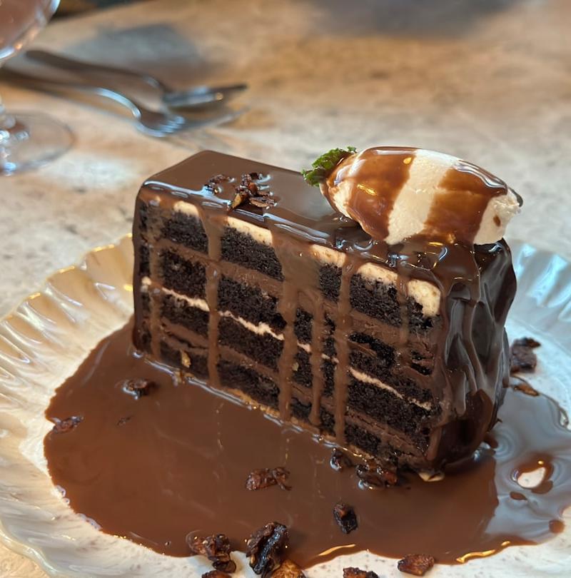 10-Min Chocolate Mousse Layer Cake