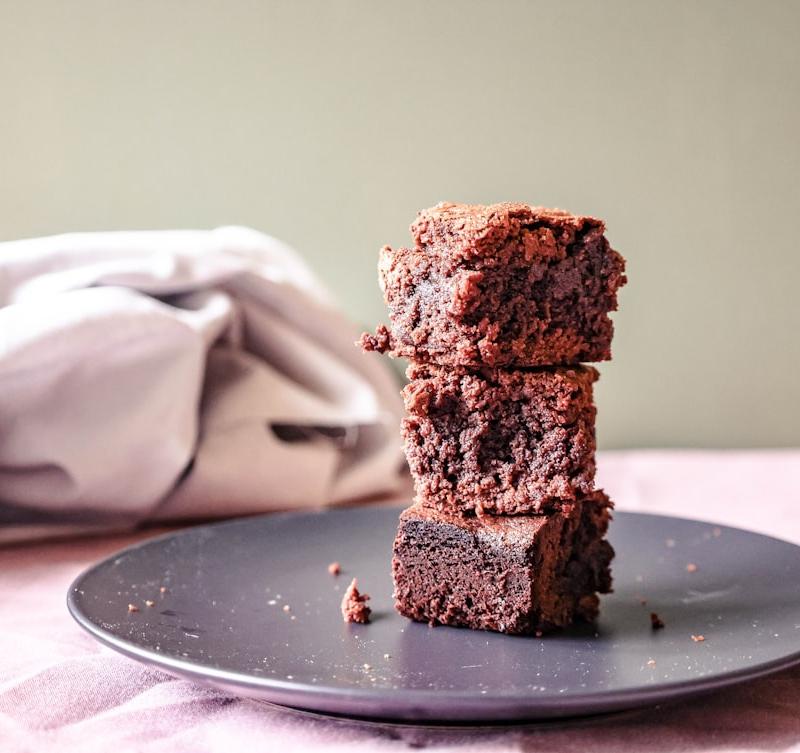 10-Min Fudgy Brownie Bites