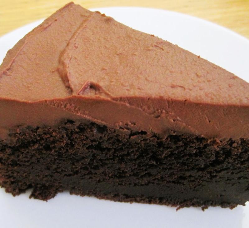 10-Min Fudgy Chocolate Cake