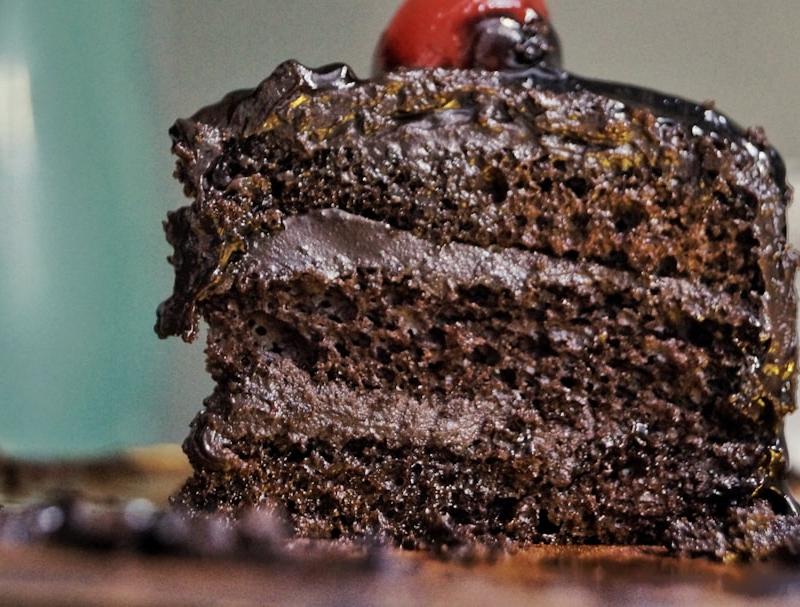10-Minute Chocolate Fudge Layer Cake