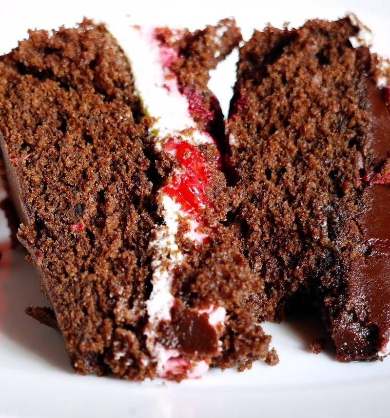 10-Minute Chocolate Fudge Mug Cake