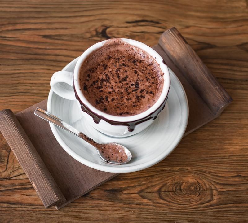 10-Minute Chocolate Lava Mug Cake