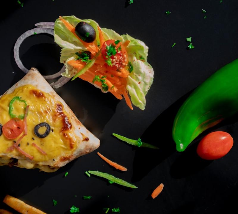 10-Minute Pizza Toast Bites