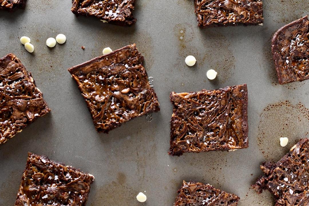 10-Minute Salted Caramel Fudge Brownies
