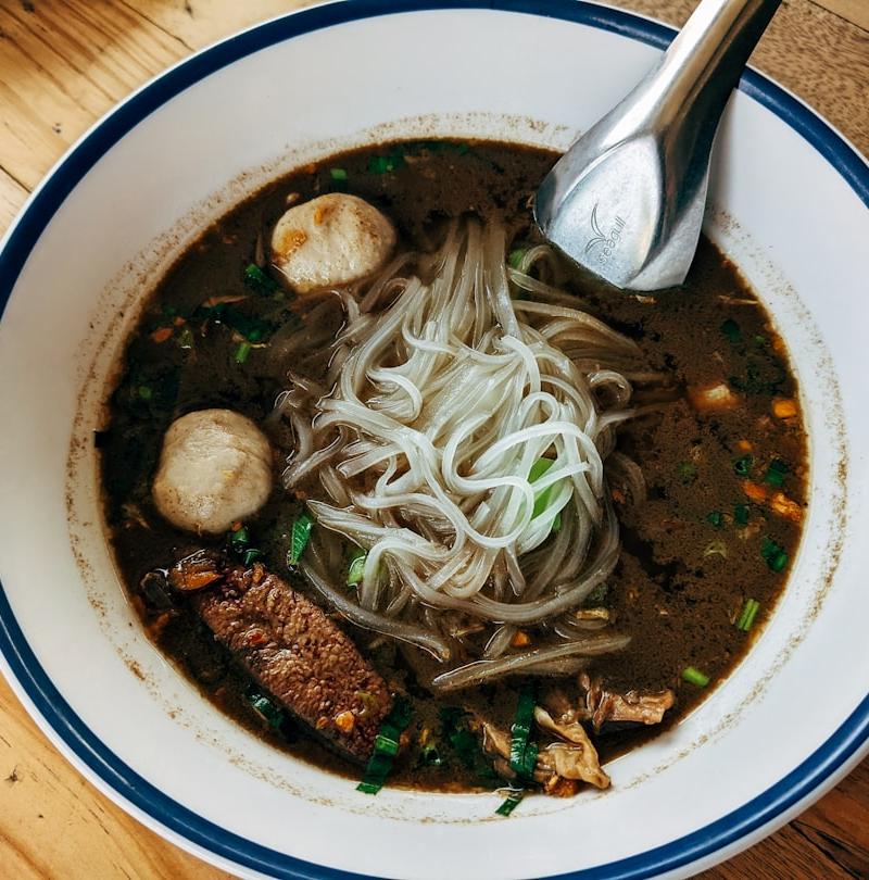 10-Minute Thai Boat Noodle Soup