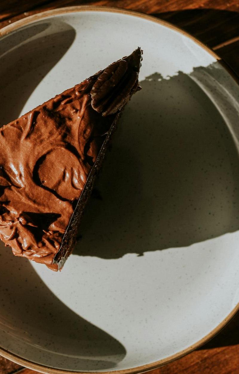 15-Min Chocolate Fudge Cake Cups