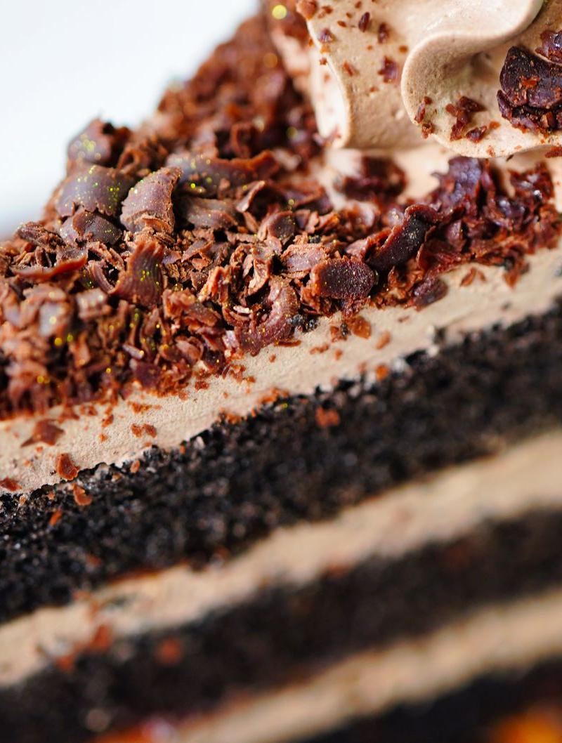 15-Min Chocolate Fudge Cake