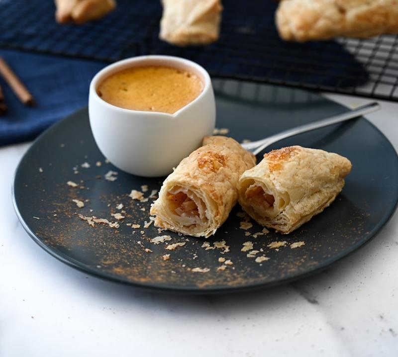 15-Min Cinnamon Apple Hand Pies