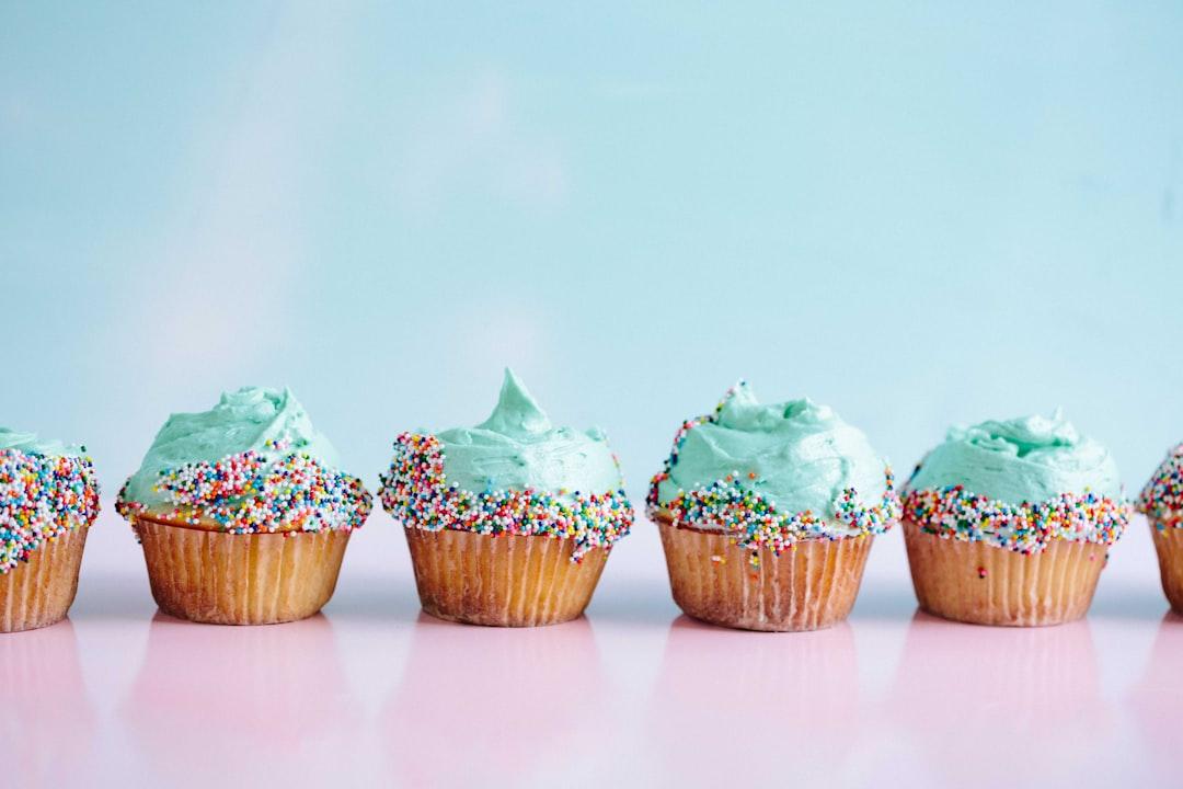 15-Min Vanilla Cupcakes with Sprinkle Frosting