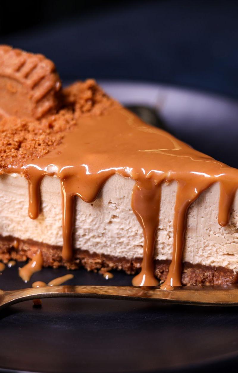 15-Minute Biscoff Cheesecake Bars