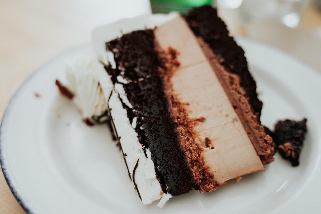 15-Minute Chocolate Cake with Whipped Cream
