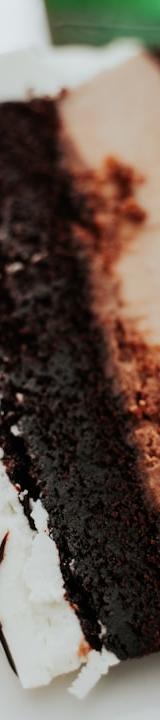 15-Minute Chocolate Cake with Whipped Cream
