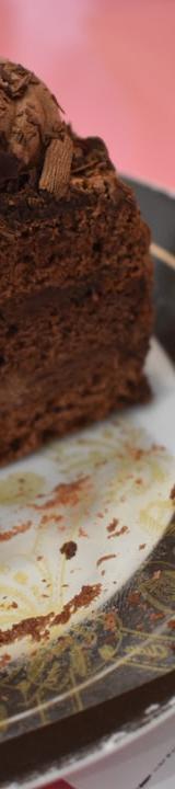 15-Minute Fudgy Chocolate Cake
