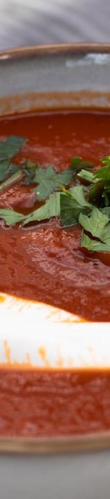 15-Minute Gazpacho with Crispy Croutons
