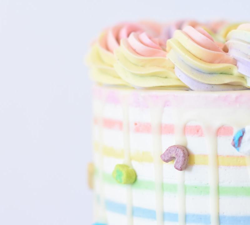 15-Minute Rainbow Cake Bites