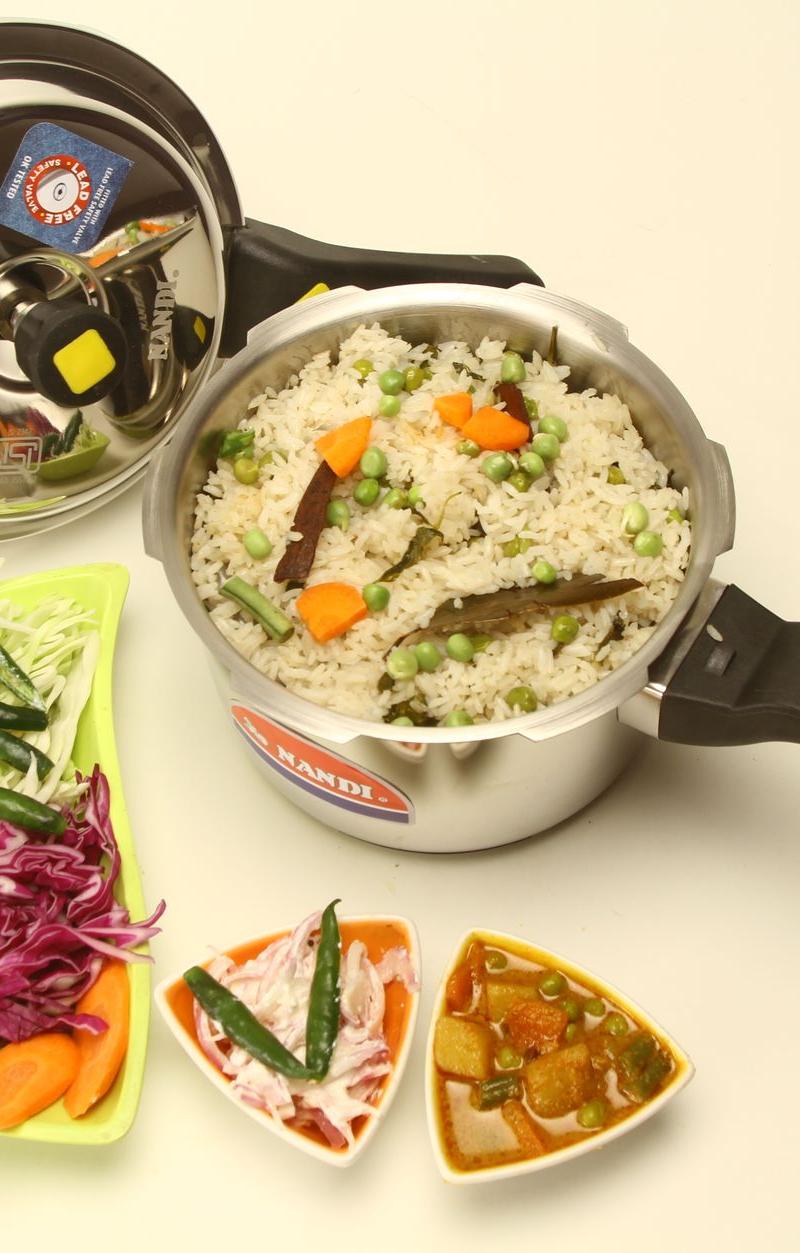 15-Minute Vegetable Pulao with Raita