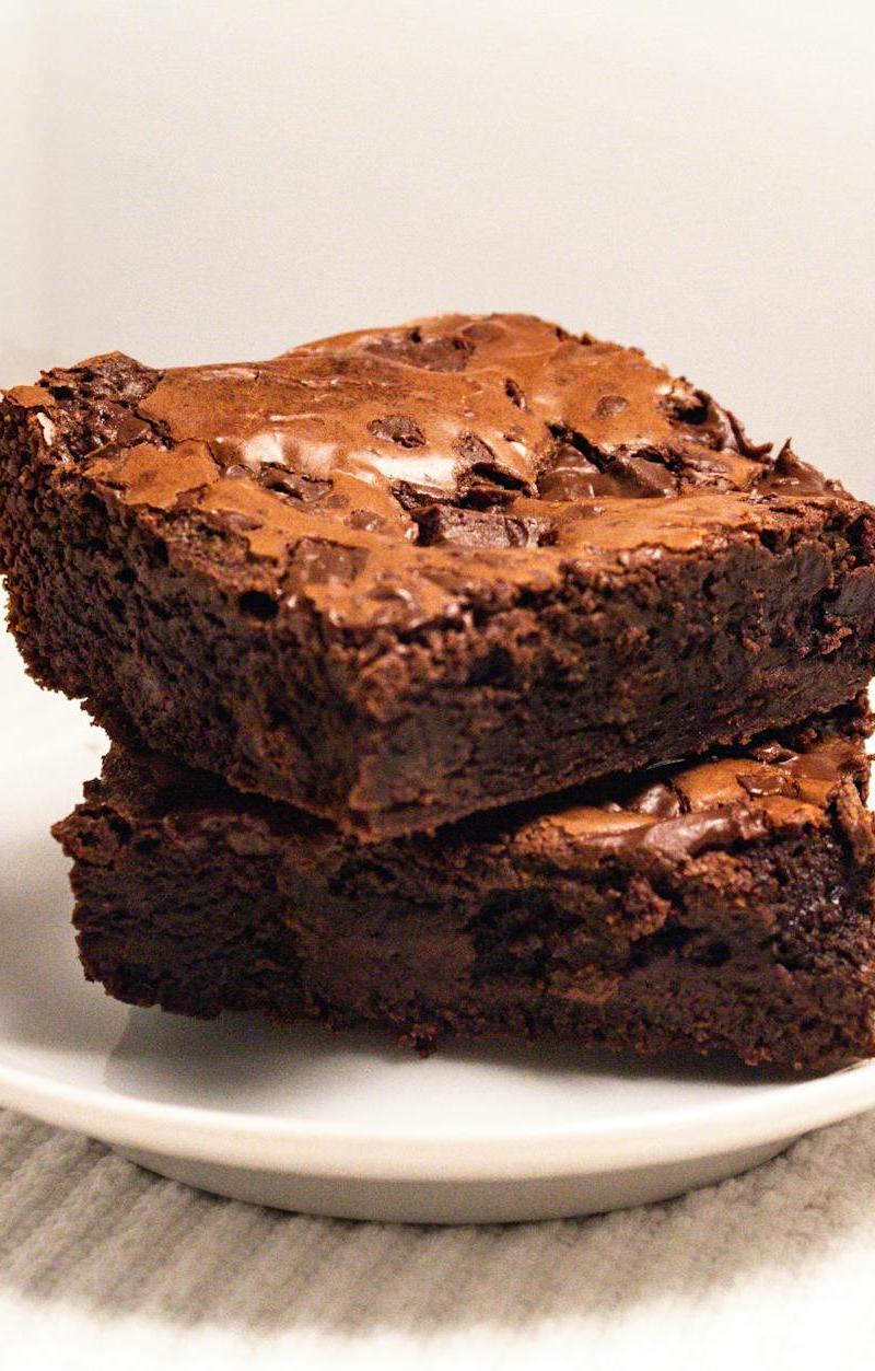 20-Min Fudgy Skillet Brownies