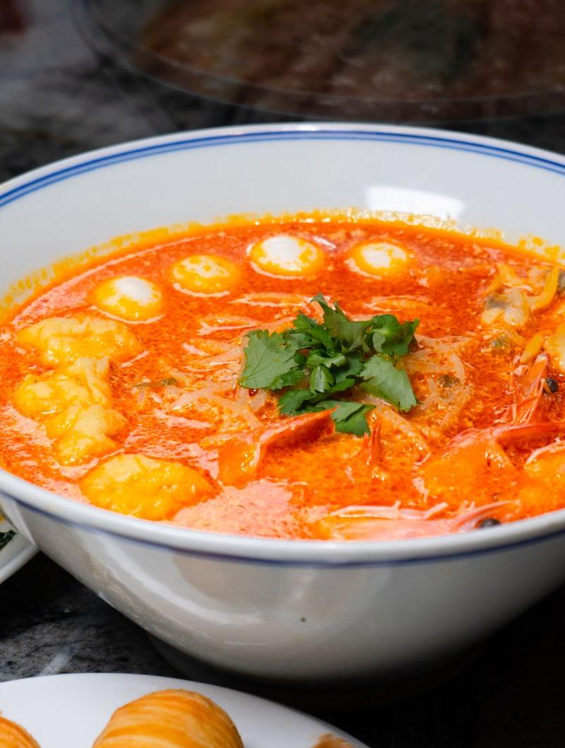 20-Min Laksa with Gai Lan & Mantou