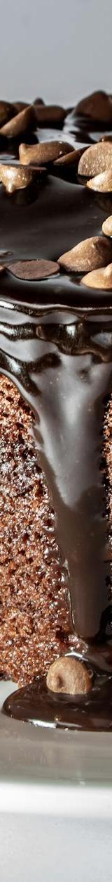 20-Minute Fudge Chocolate Cake