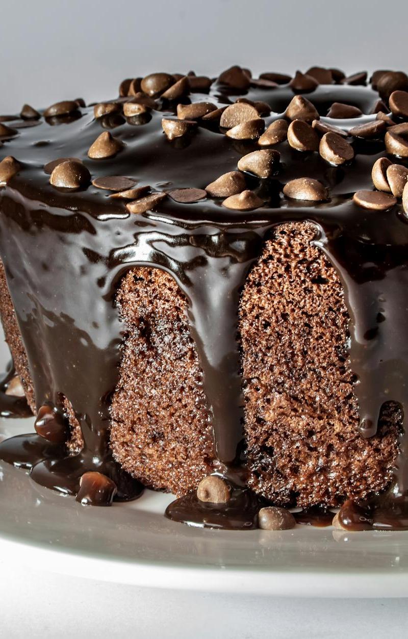 20-Minute Fudge Chocolate Cake