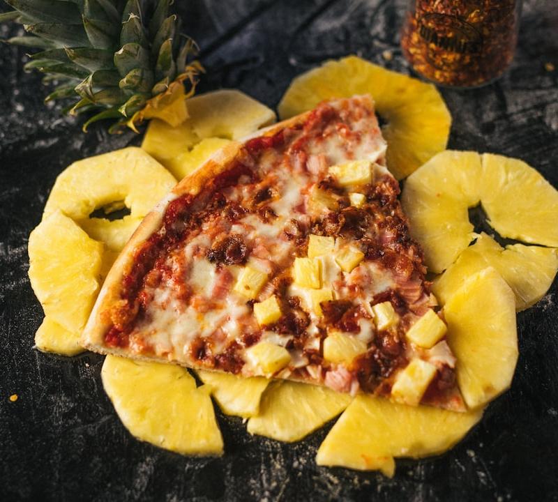 20-Minute Hawaiian Pizza