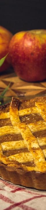25-Min Skillet Szarlotka