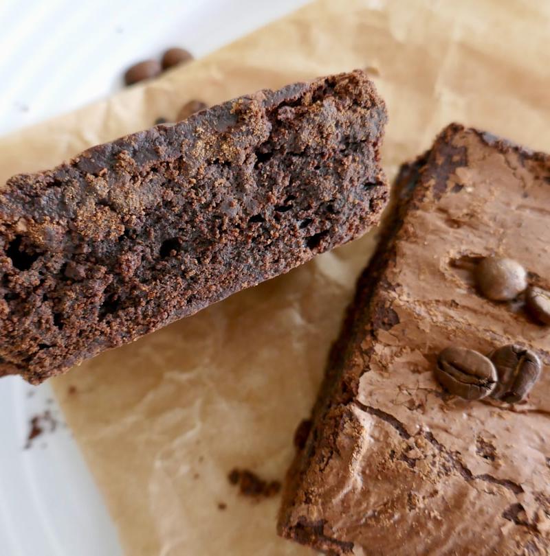 5-Min Fudgy Brownie Bites