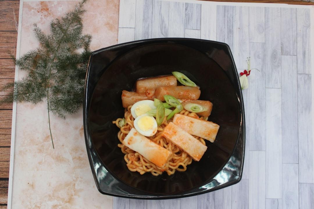5-Min Spicy Chicken Noodles