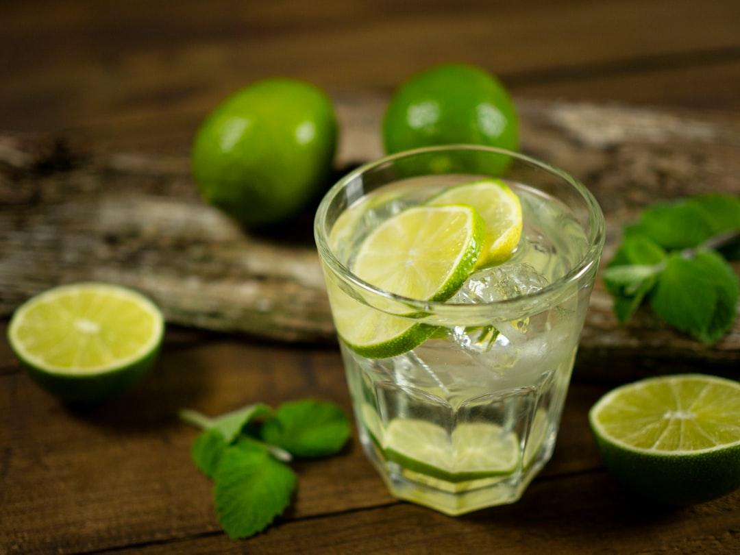 5-Minute Caipirinha