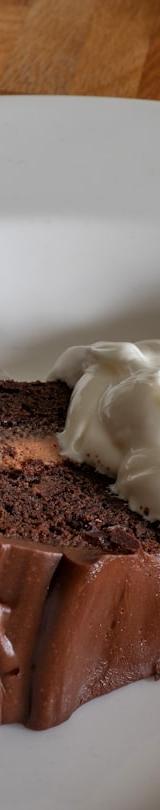 5-Minute Chocolate Fudge Cake
