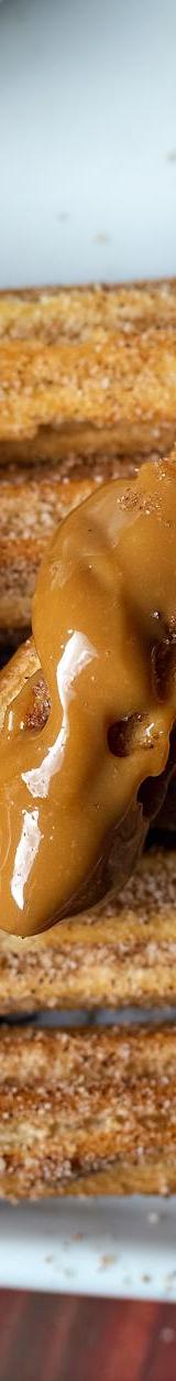 5-Minute Churros With Chocolate & Dulce de Leche