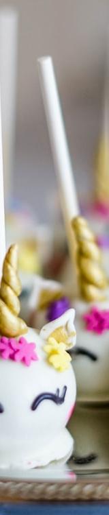 5-Minute Unicorn Cake Pops