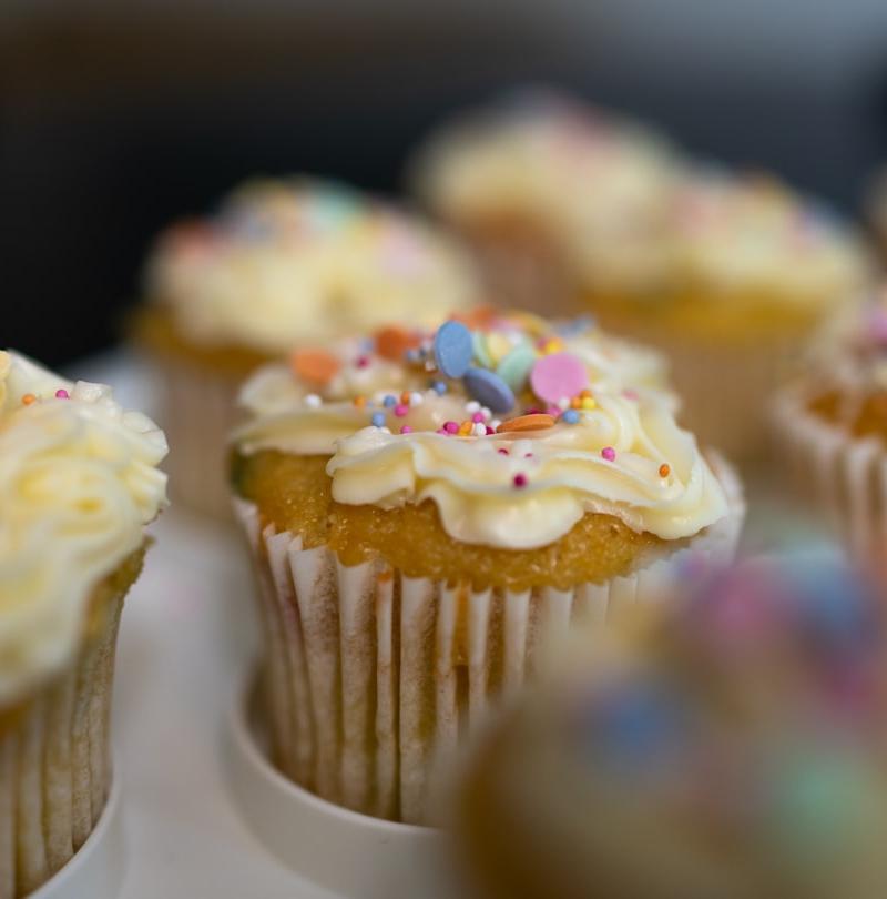 5-Minute Vanilla Cupcakes with Sprinkle Frosting