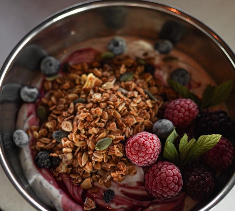 Acai Smoothie Bowl with Granola & Berries
