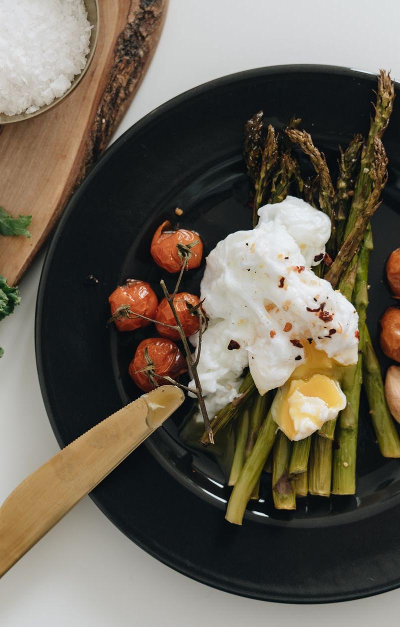 Air Fryer Asparagus with Garlic & Parmesan