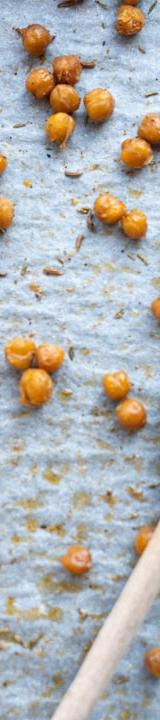 Crispy Air Fryer Chickpeas with Spiced Coating