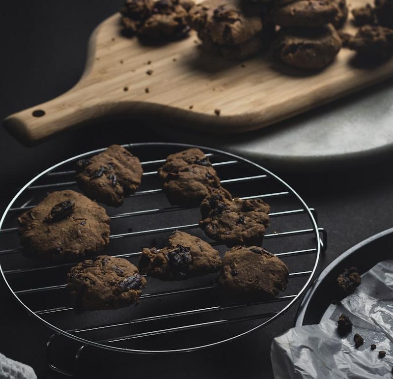 Air Fryer Chocolate Chip Cookies