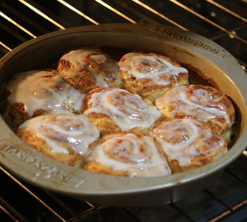 Air Fryer Cinnamon Rolls