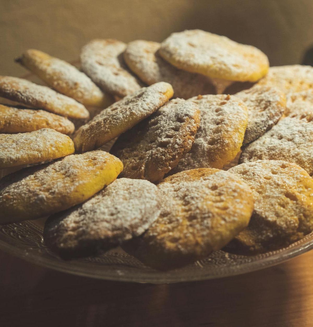 Amaretti di Saronno