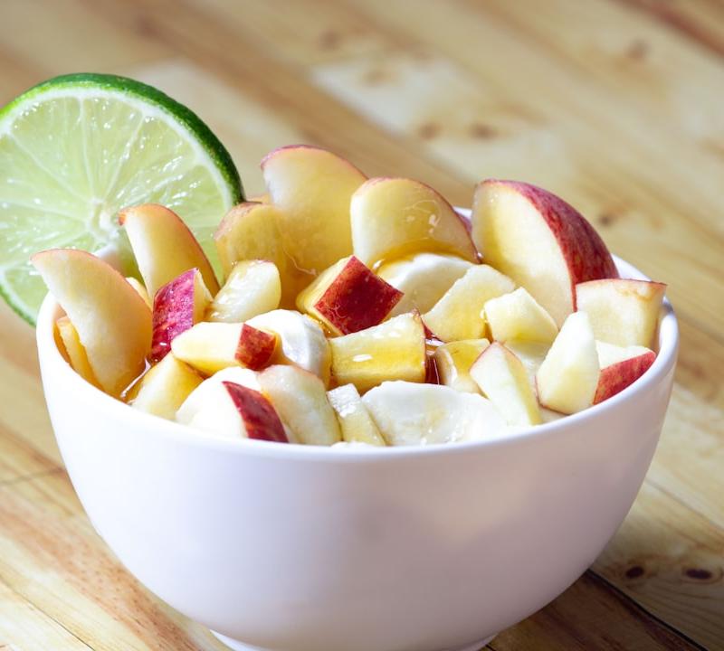 Apple Nachos with Caramel & Cinnamon