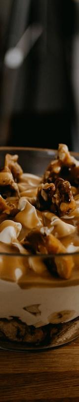 Apple Nachos with Caramel & Pecans