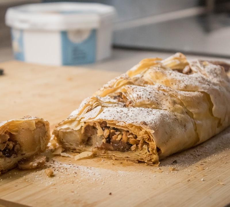 Apple Strudel Bake