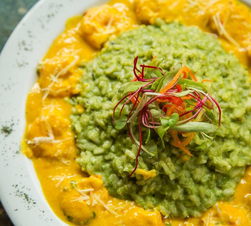 Arroz Atollado: Colombian Chicken & Rice Stew