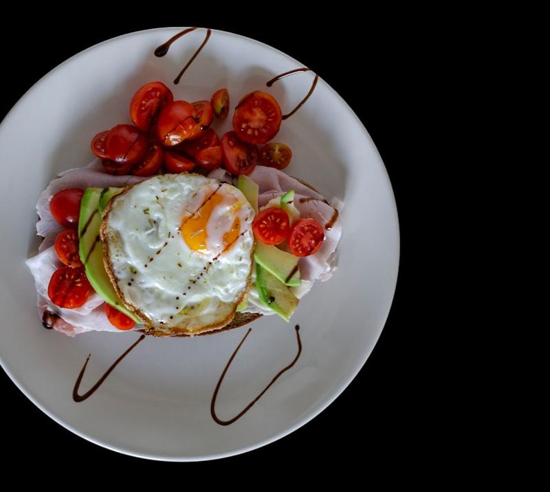 Avocado Egg Toast with Ham & Tomatoes