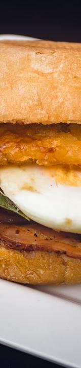 Crispy Bacon Egg & Cheese Bagel with Hash Brown