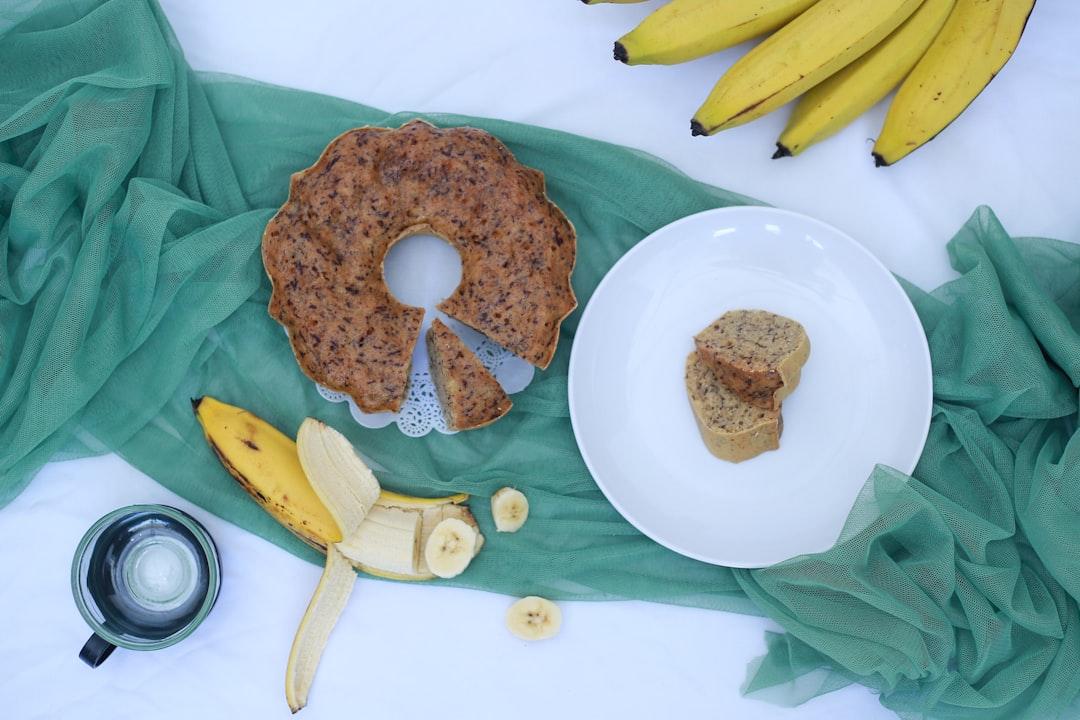 Baked Oatmeal Cake